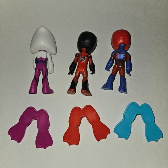 3 Spidey Figure Toy Lot Spiderman Miles Morales Ghost-Spider Scuba Feet Flippers - Picture 7 of 7